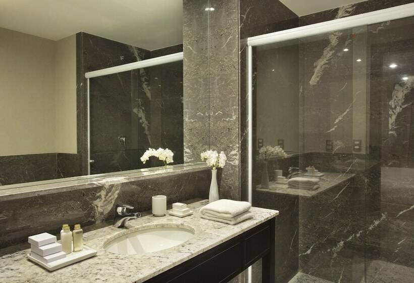 اتاق سوپریور, Windsor California Copacabana