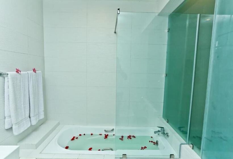 高级大房间, Golden Star Beach Hotel