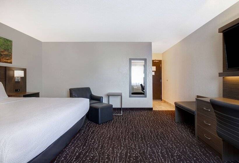 スイート, Days Inn & Conference Centre By Wyndham Prince Albert