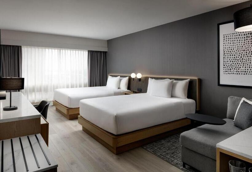 Номер Стандарт Верхний Этаж, Hyatt Place Montreal Downtown