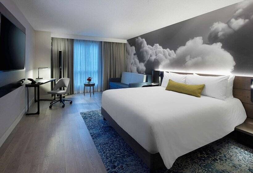 プレミアムルーム, The Novotel Toronto Centre