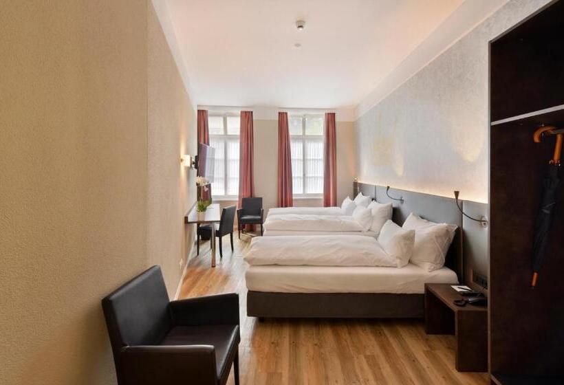 اتاق استاندارد سه نفره, Altstadt Hotel Krone Luzern