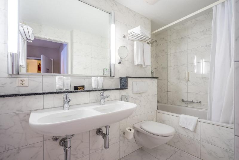 اتاق استاندارد چهار تخته, Altstadt Hotel Krone Luzern