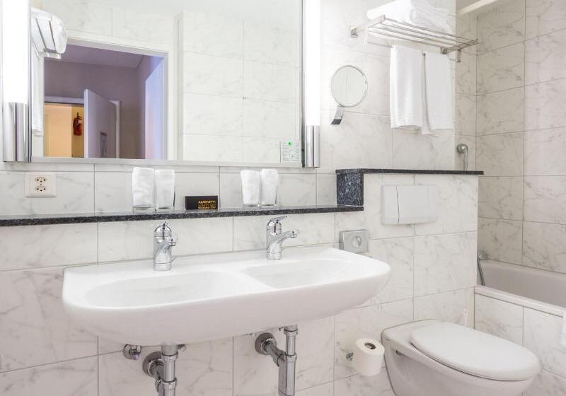 اتاق استاندارد چهار تخته, Altstadt Hotel Krone Luzern
