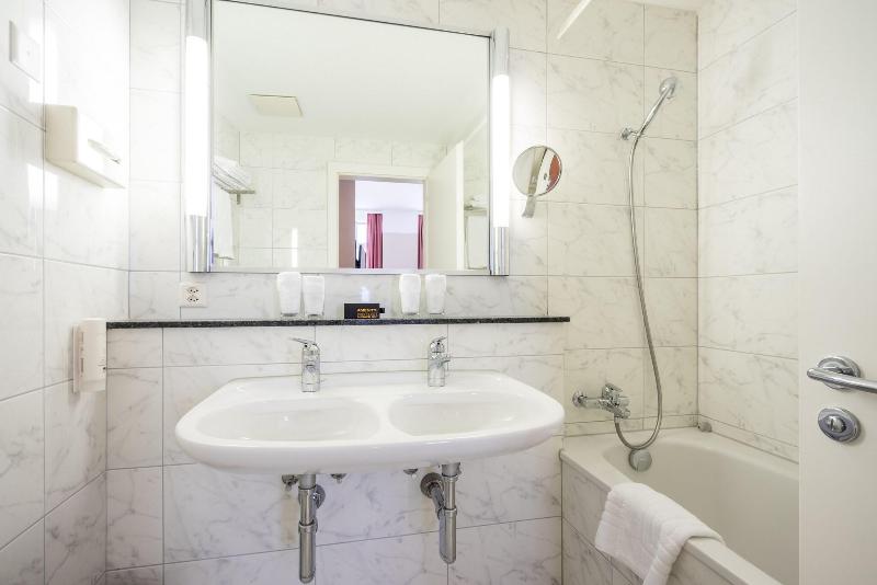 اتاق استاندارد چهار تخته, Altstadt Hotel Krone Luzern
