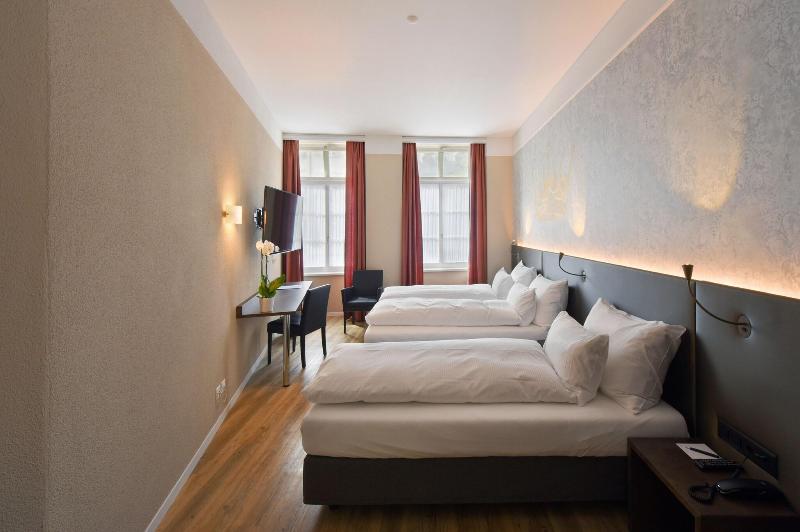 اتاق استاندارد سه نفره, Altstadt Hotel Krone Luzern