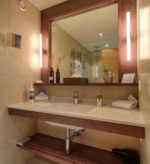 Номер Стандарт, Bernerhof Swiss Quality Hotel Gstaad