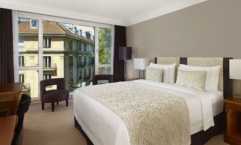 اتاق سوپریور با چشم‌انداز شهر, President Wilson, A Luxury Collection Hotel, Geneva