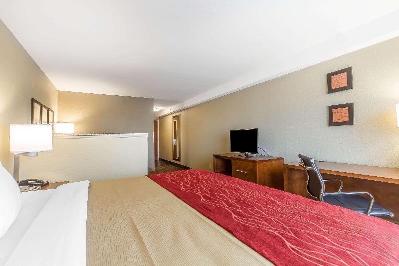 اتاق اجرایی با تخت بزرگ, Golden Tulip Shanghai Hongqiao   A Louvre