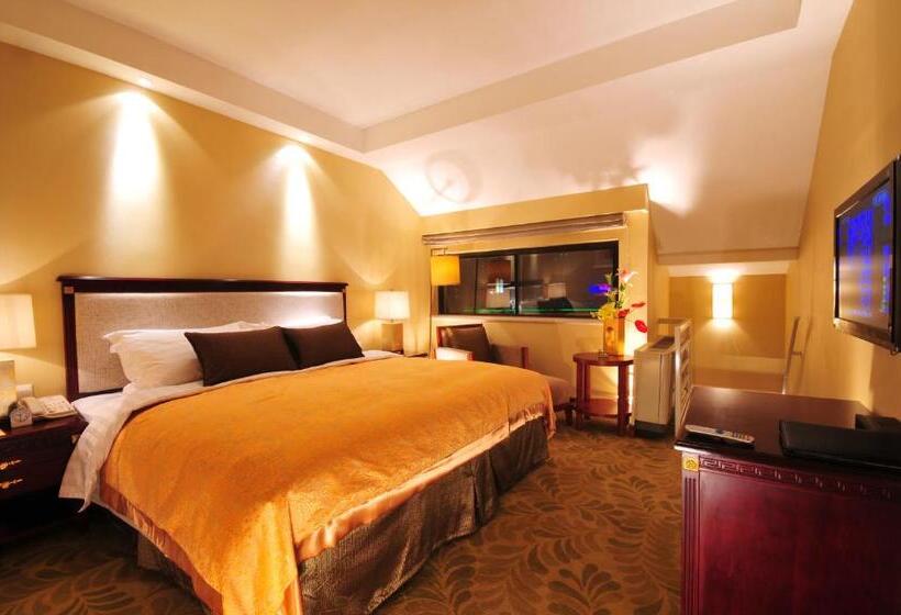 سوییت لوکس, Jianguo Hotel Xi An