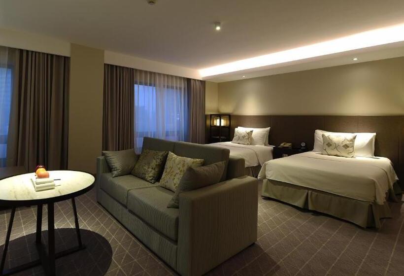 Quarto Executivo, Jinling