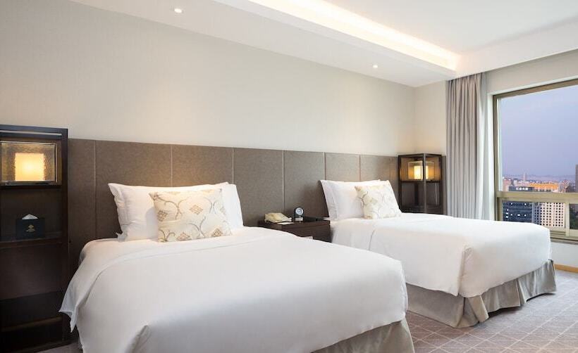 Quarto Executivo, Jinling