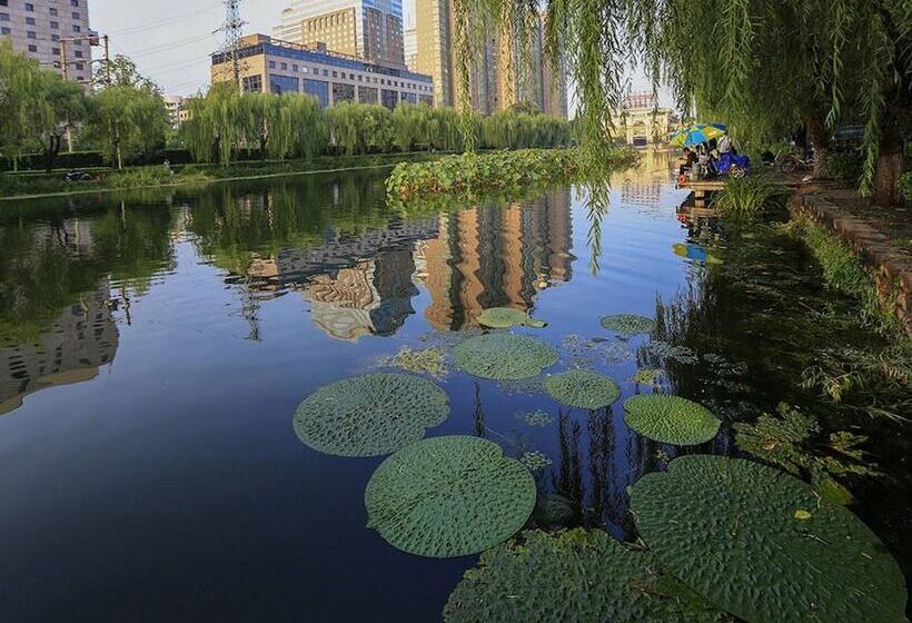 اتاق لوکس, The Kunlun Beijing