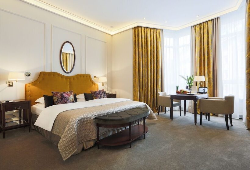سوییت, Excelsior Hotel Ernst Am Dom