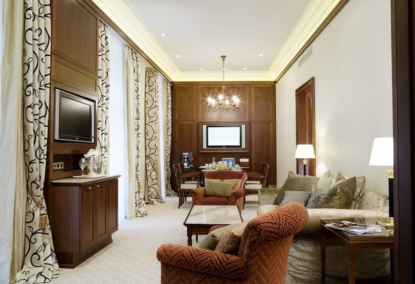 سوییت اجرایی, Excelsior Hotel Ernst Am Dom