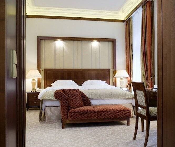 سوییت اجرایی, Excelsior Hotel Ernst Am Dom