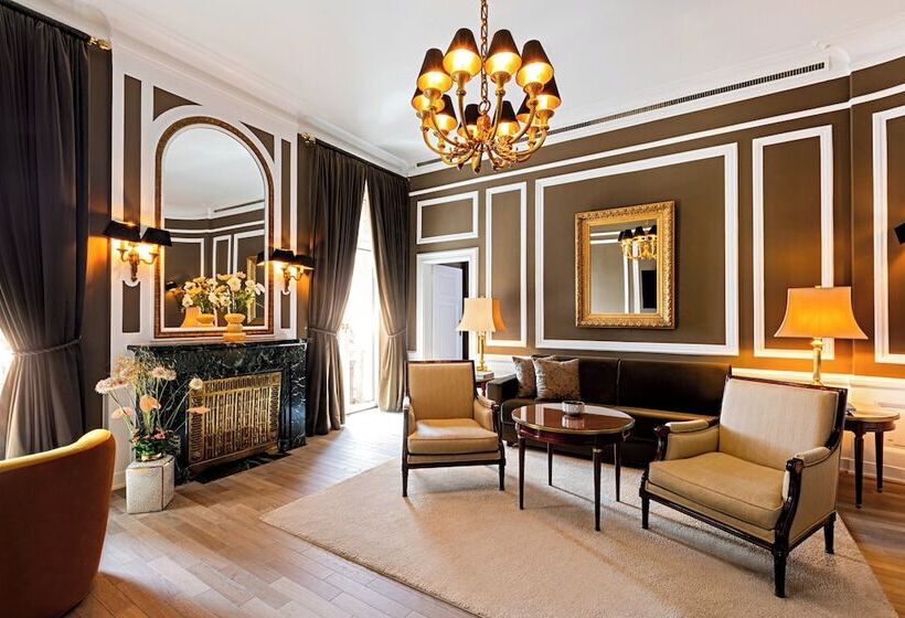 سوئیت با چشم‌انداز, Excelsior Hotel Ernst Am Dom