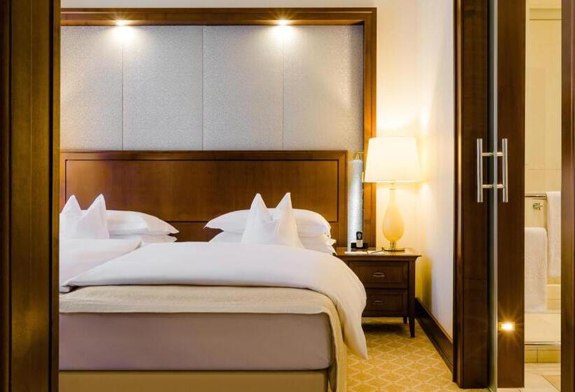 سوییت جونیور, Excelsior Hotel Ernst Am Dom