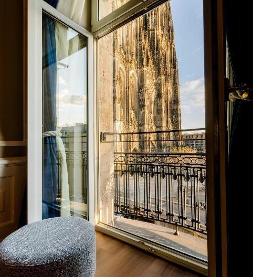 سوئیت با چشم‌انداز, Excelsior Hotel Ernst Am Dom