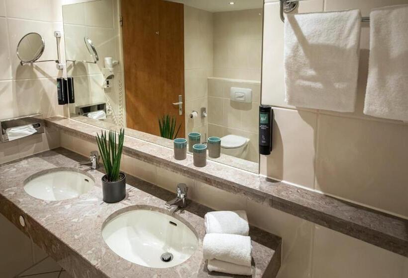 Семейный Номер, Achat Hotel Braunschweig