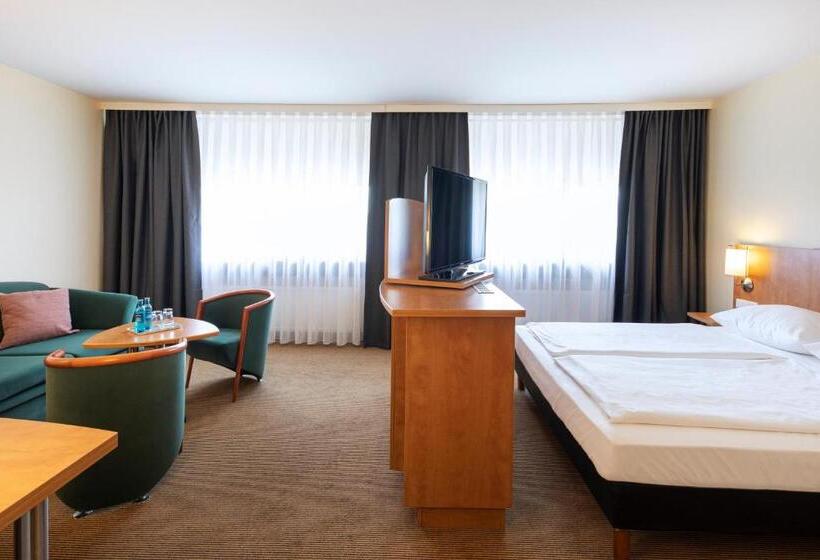 Семейный Номер, Achat Hotel Braunschweig