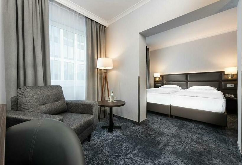 اتاق سوپریور, Wyndham Köln
