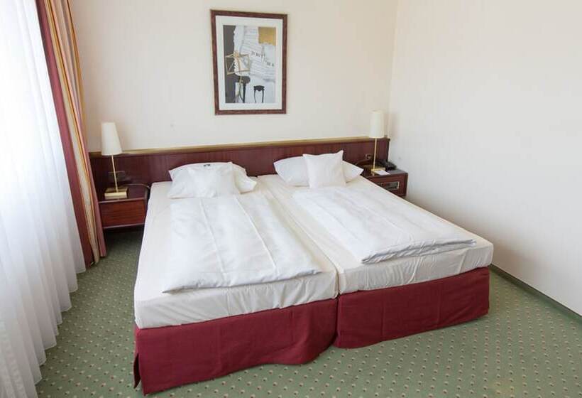 Quarto Comfort, Amedia Siegen, Trademark Collection By Wyndham