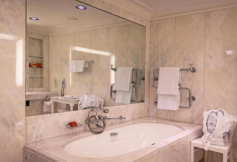 Номер Superior, Brenners Park Hotel & Spa   An Oetker Collection
