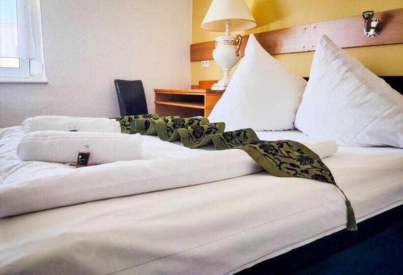 Номер Basic, City Hotel Pforzheim