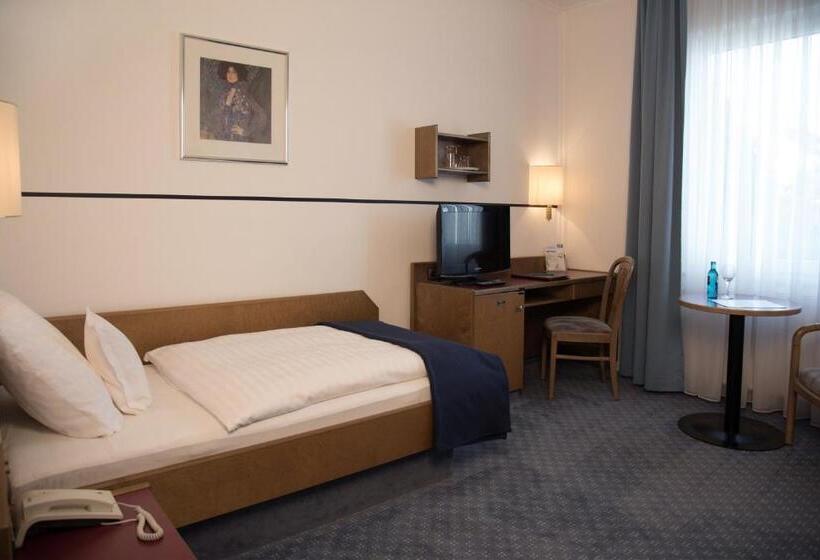 Номер Economy Индивидуальный, Parkhotel Bad Homburg
