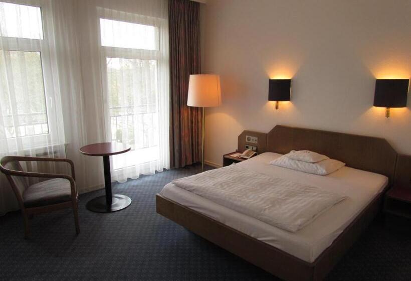 Номер Стандарт, Parkhotel Bad Homburg