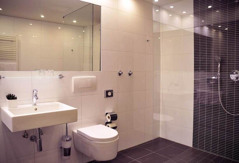 اتاق راحتی, Arthotel Munich