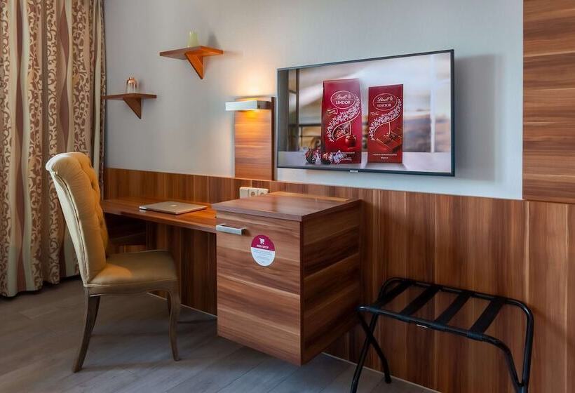 اتاق استاندارد, Astor