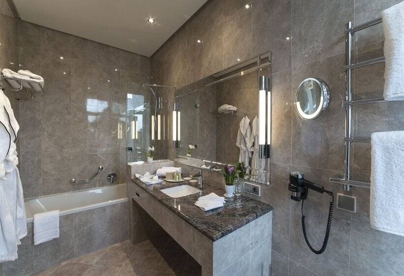 Номер Deluxe, Park Hotel & Spa Katharina