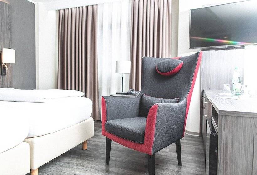 اتاق استاندارد سه نفره, Plaza Hotel Buchhorner Hof