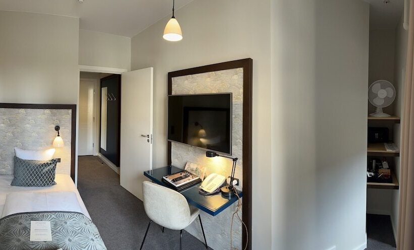 اتاق استاندارد یک نفره, Ascot