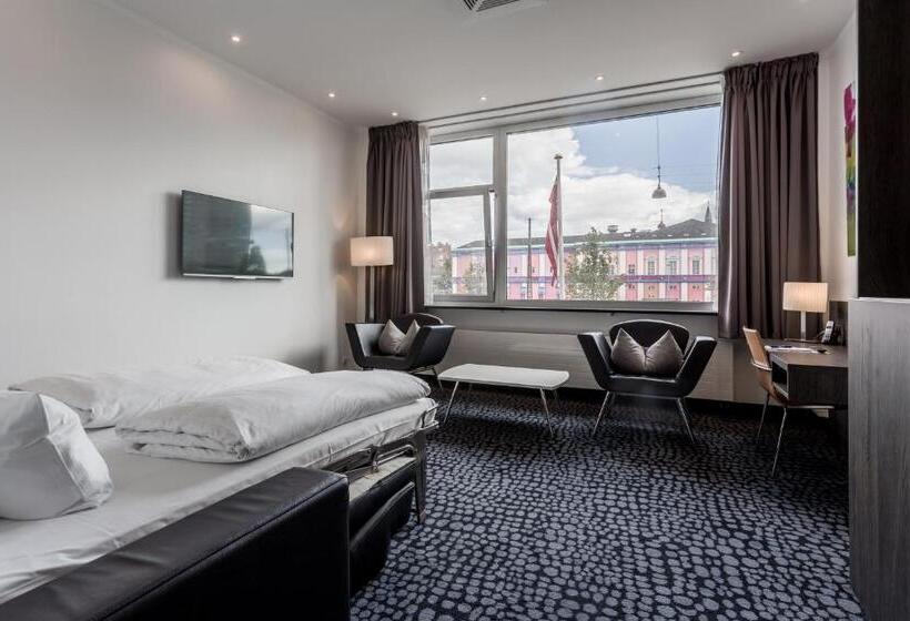 디럭스 룸 킹사이즈 침대, Profilhotels Mercur