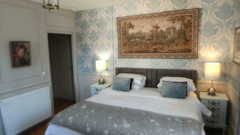 Номер Стандарт, La Petite Auberge