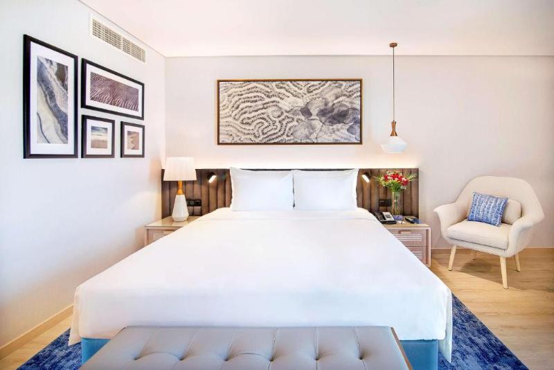 Номер Executive Вид на Море, Radisson Blu Hotel & Resort, Abu Dhabi Corniche