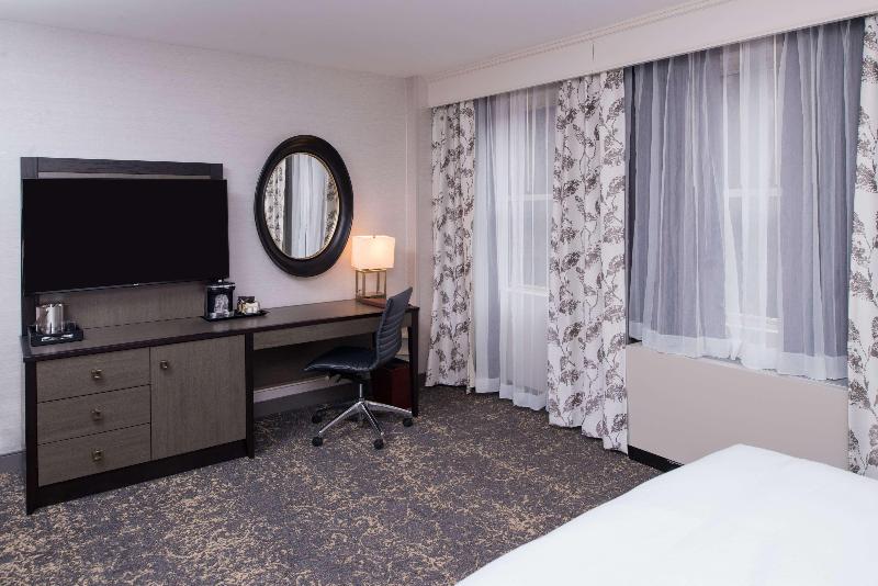 Семейный Номер, Radisson Blu Hotel & Resort, Abu Dhabi Corniche