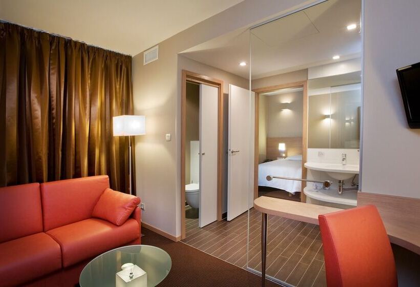 Полулюкс, Aux Deux Clefs Hostellerie Groff