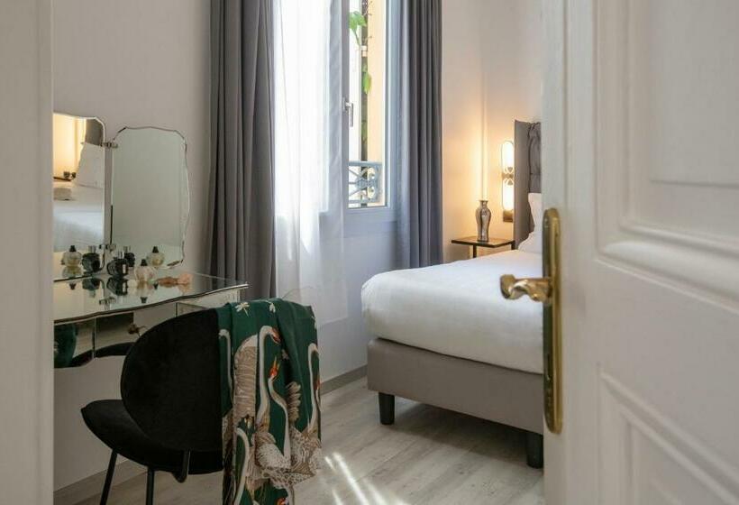 Люкс, Golden Tulip Cannes Hotel De Paris