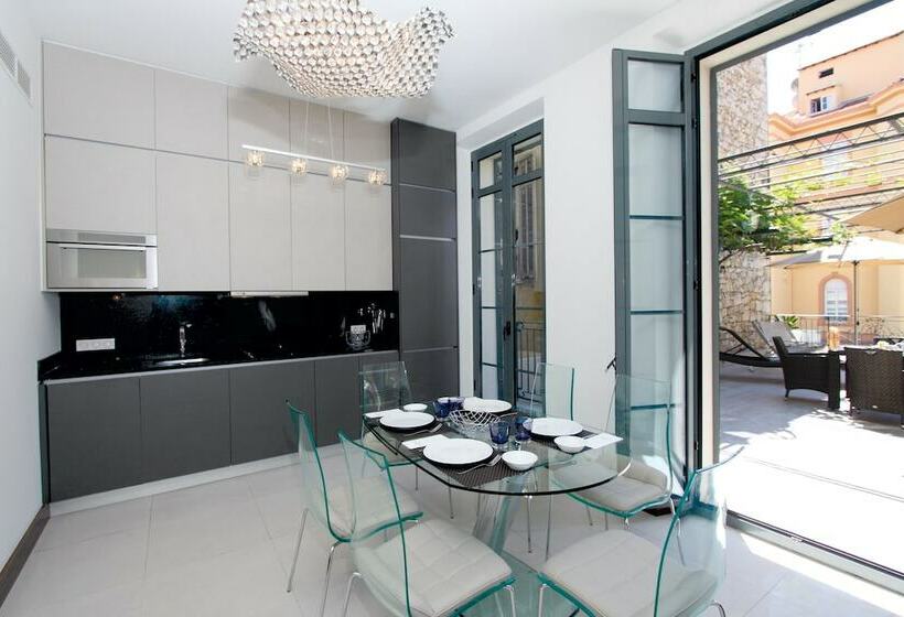Apartamento 2 Dormitórios, Golden Tulip Cannes Hotel De Paris