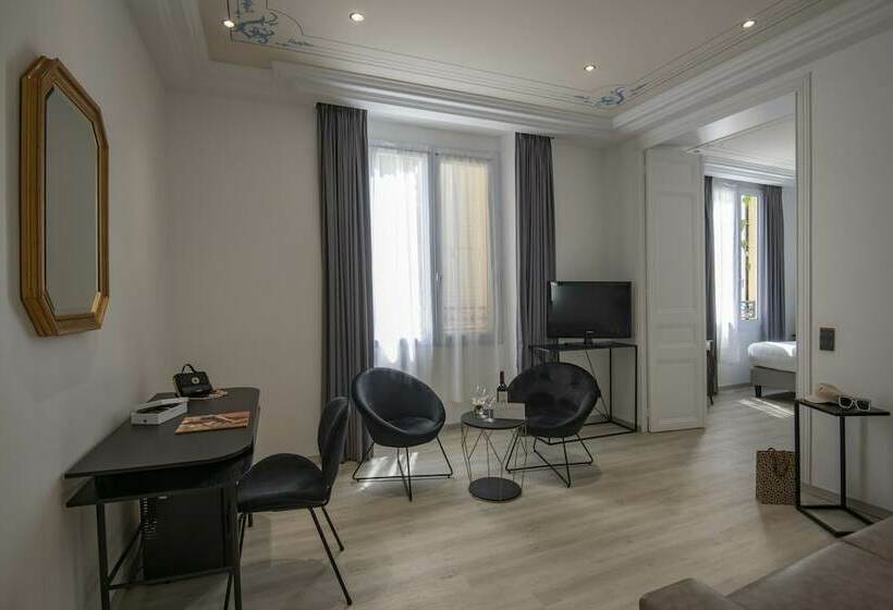 סוויטה, Golden Tulip Cannes Hotel De Paris