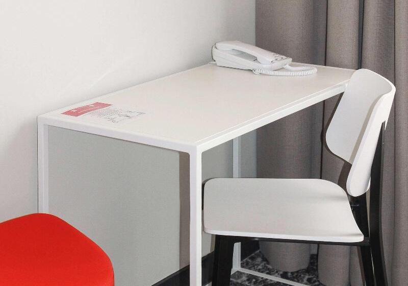 اتاق استاندارد با تخت دوبل, Ibis Lyon Centre Perrache