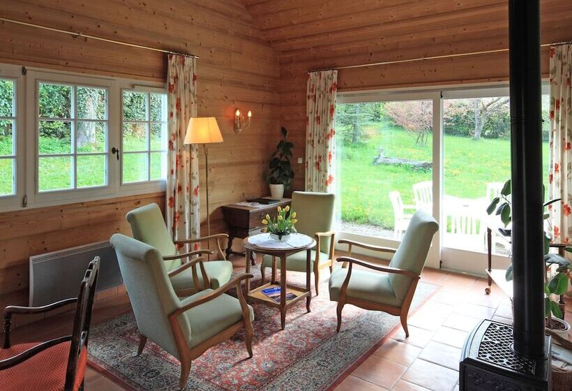 کلبه ییلاقی, La Verniaz Et Ses Chalets