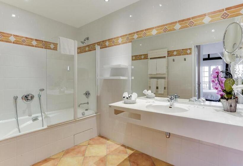 Suite with lake view, La Verniaz Et Ses Chalets