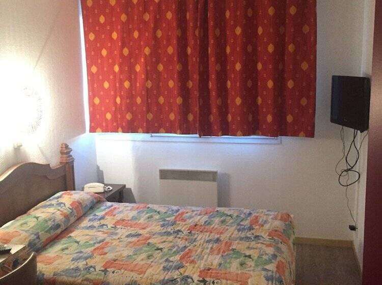 اتاق استاندارد یک نفره, Le Boischaut  Citotel Chateauroux