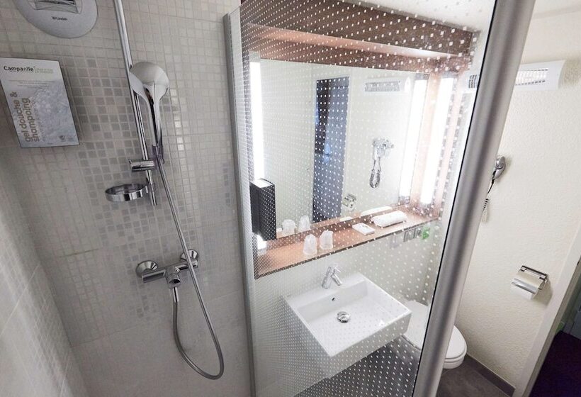 Номер Стандарт Двуспальная Кровать, Campanile L Isle D Abeau  Bourgoin Jallieu
