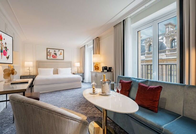 Junior Suite avec Vues, Du Louvre In The Unbound Collection By Hyatt